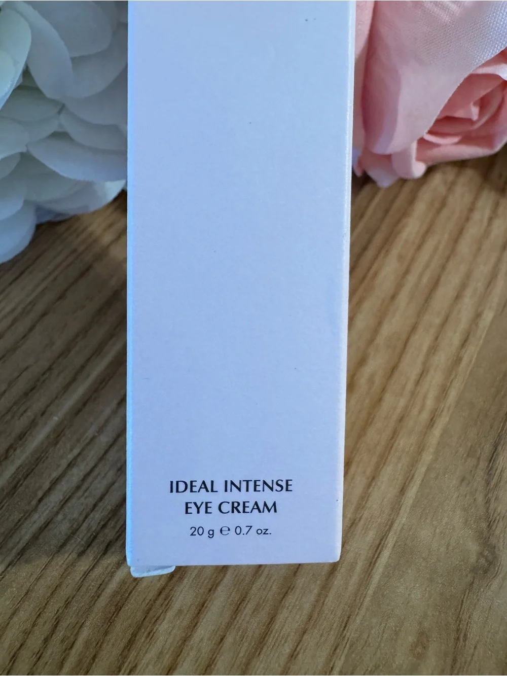 Femmue Ideal Intense Eye Cream - Pink